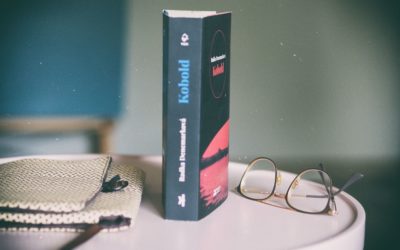 „Niektóre systemy totalitarne są wieczne”, czyli „Kobold” Radki Denemarkovej